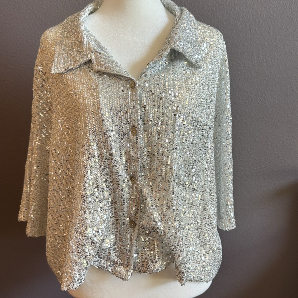 NWT | Boot Barn - POL | Women’s Silver Sequin Glitter Collared Button Top Size L
